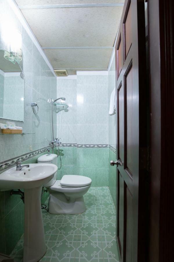 Phan Lan 2 Hotel Cidade de Ho Chi Minh Exterior foto